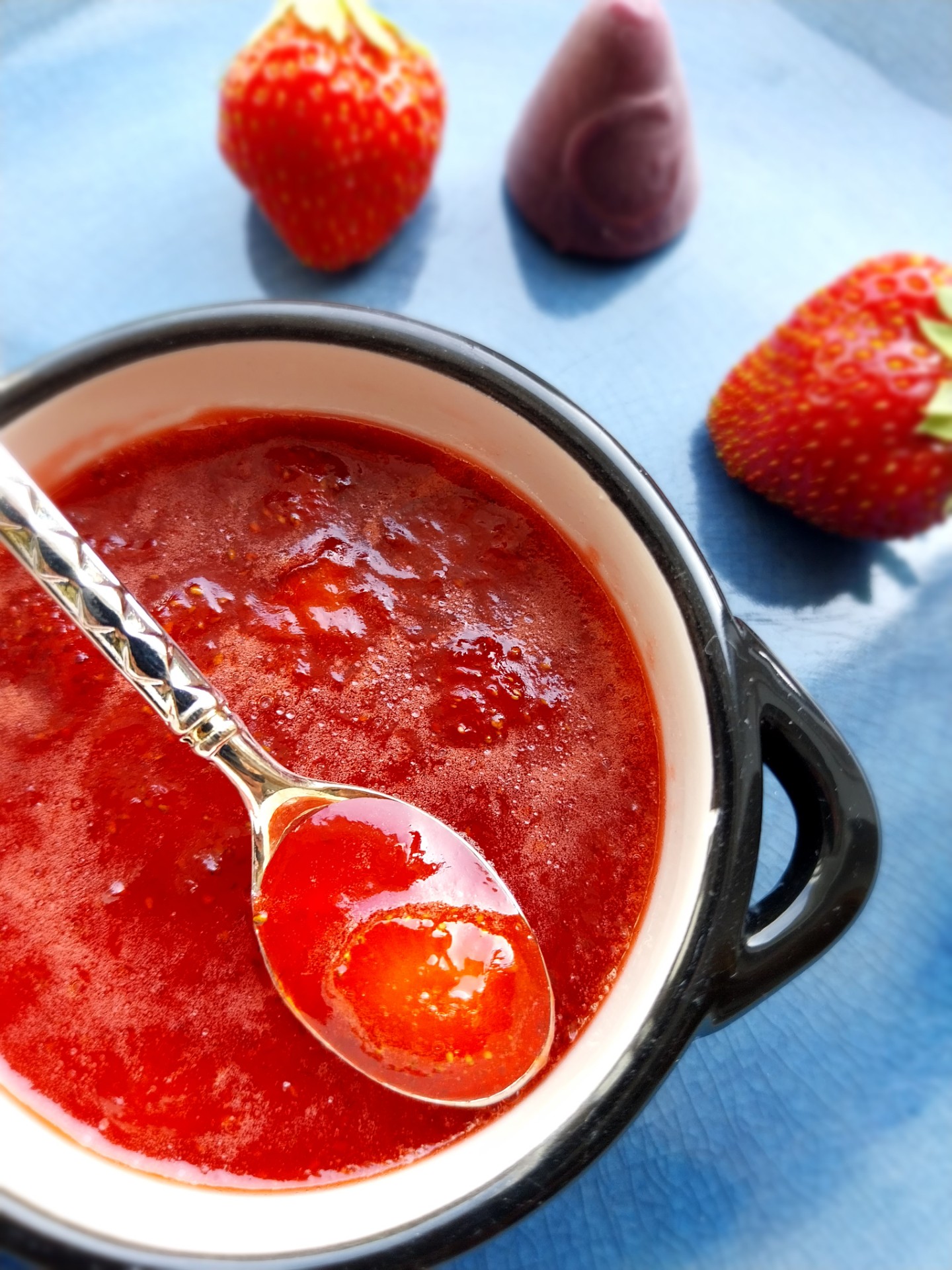 Aardbeienconfituur met cuberdon