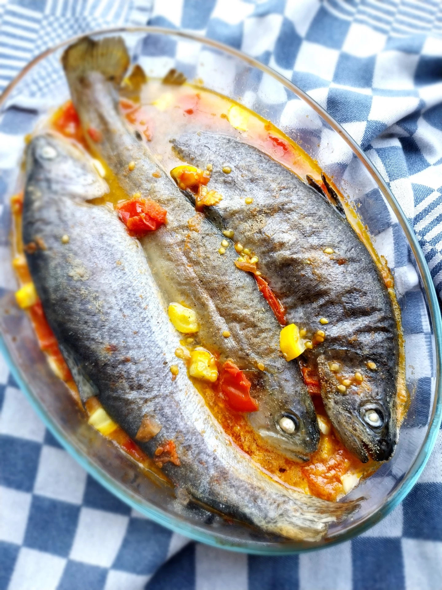 Forel in de oven