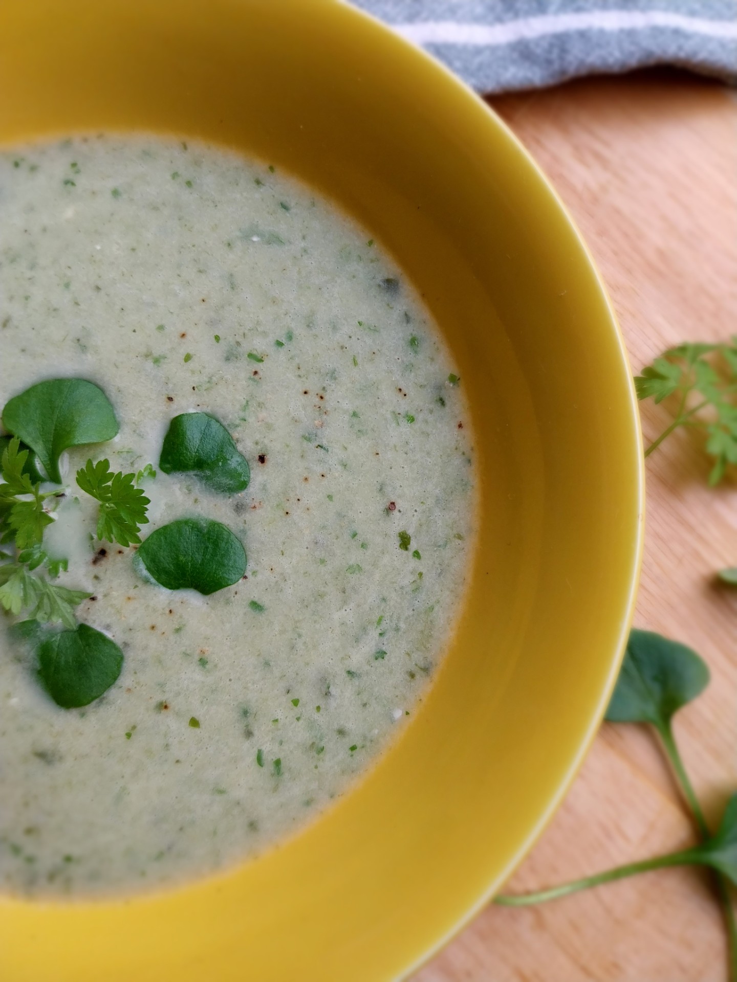 Posteleinsoep met kervel
