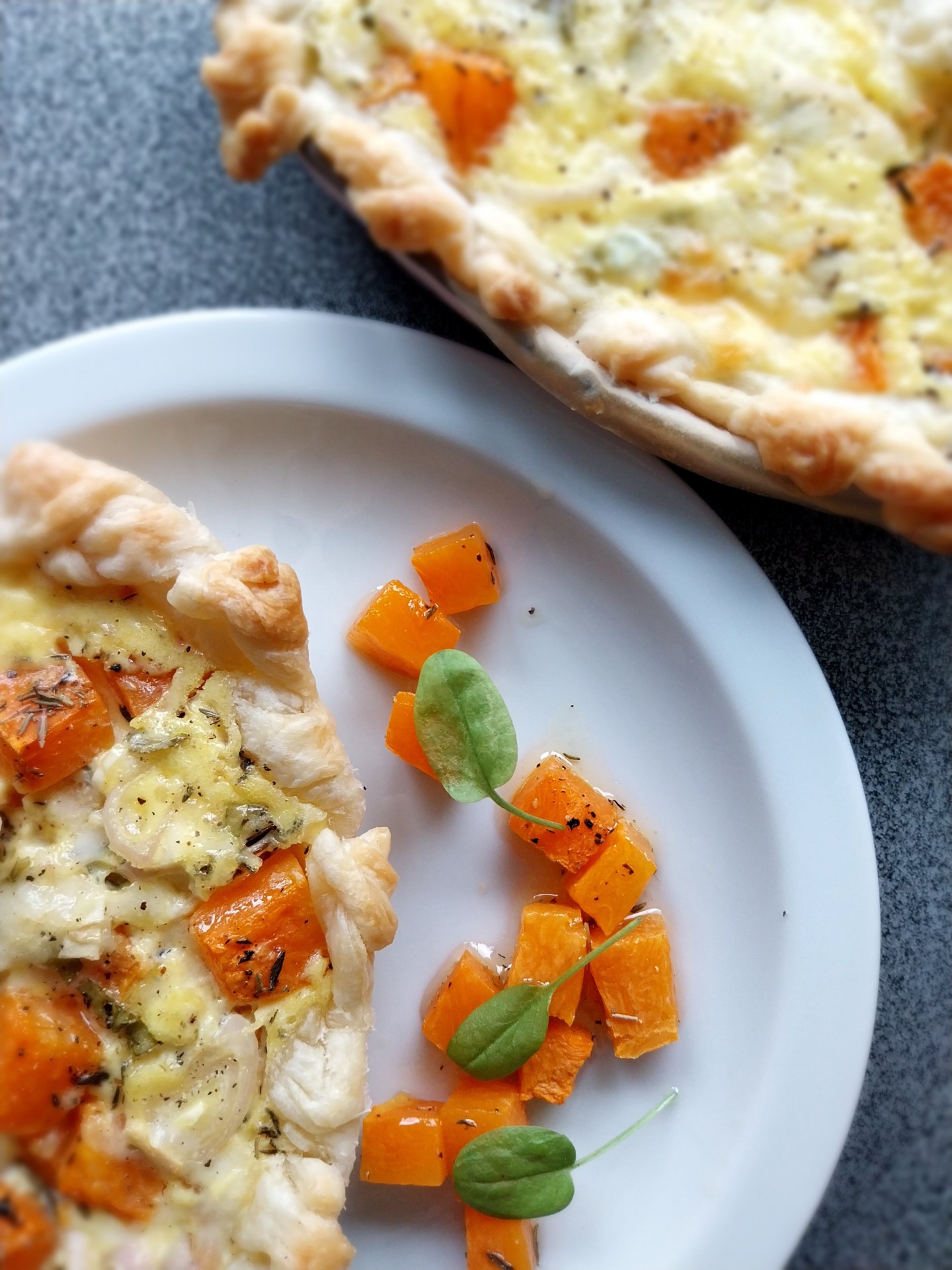 Quiche met pompoen en zuring