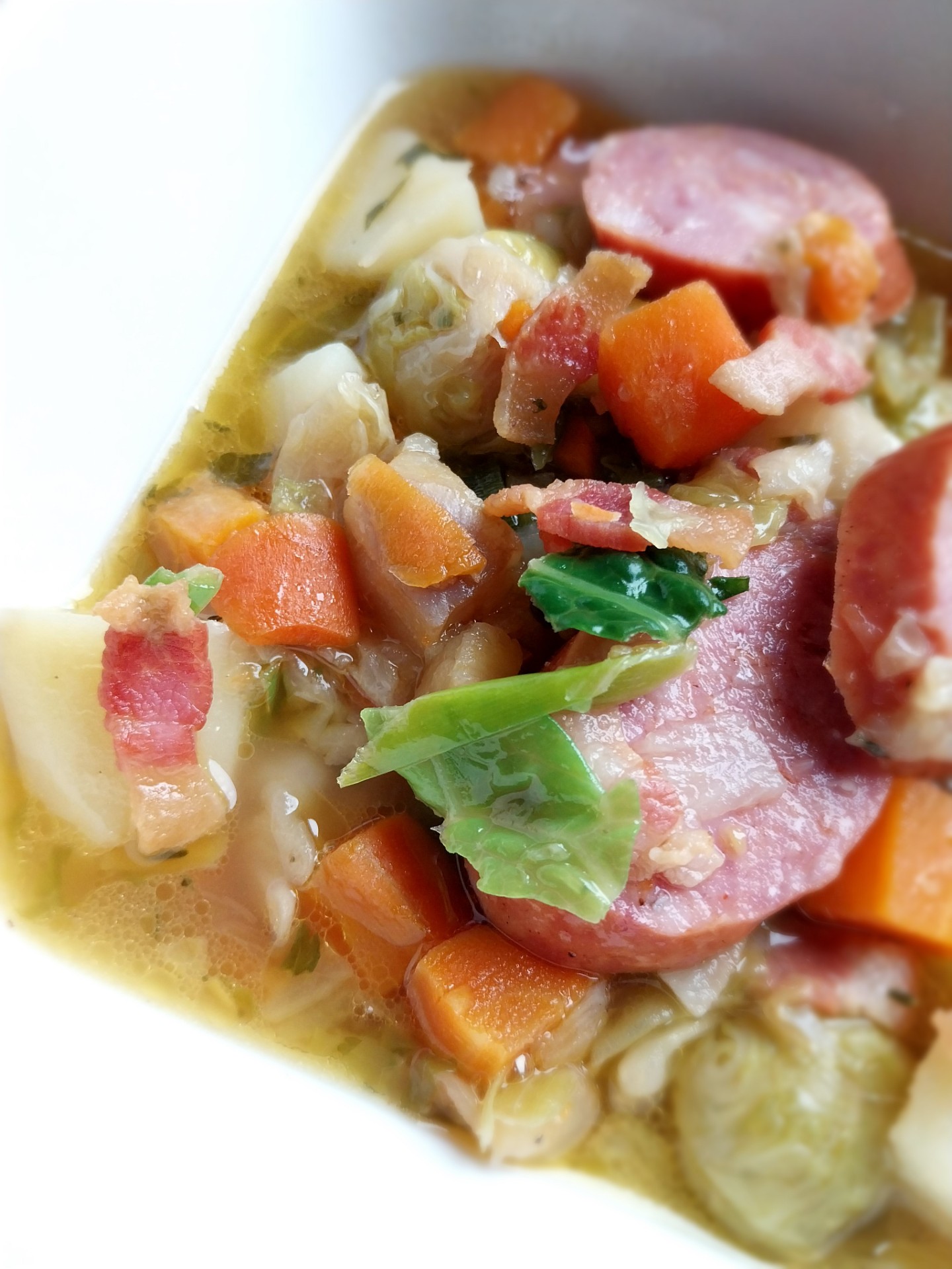 Snelle hutsepot met Poolse worst