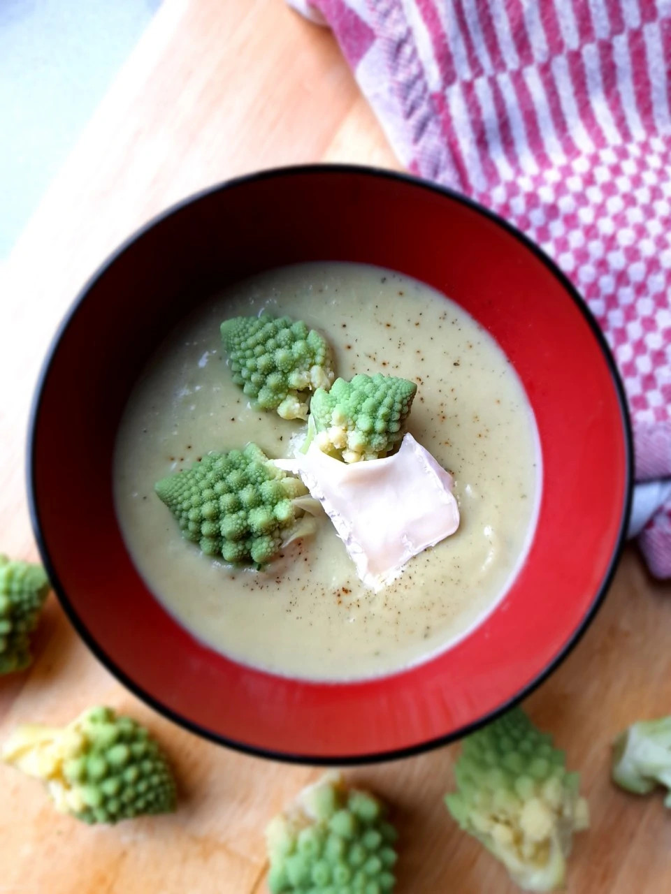 Romanescosoep met brie