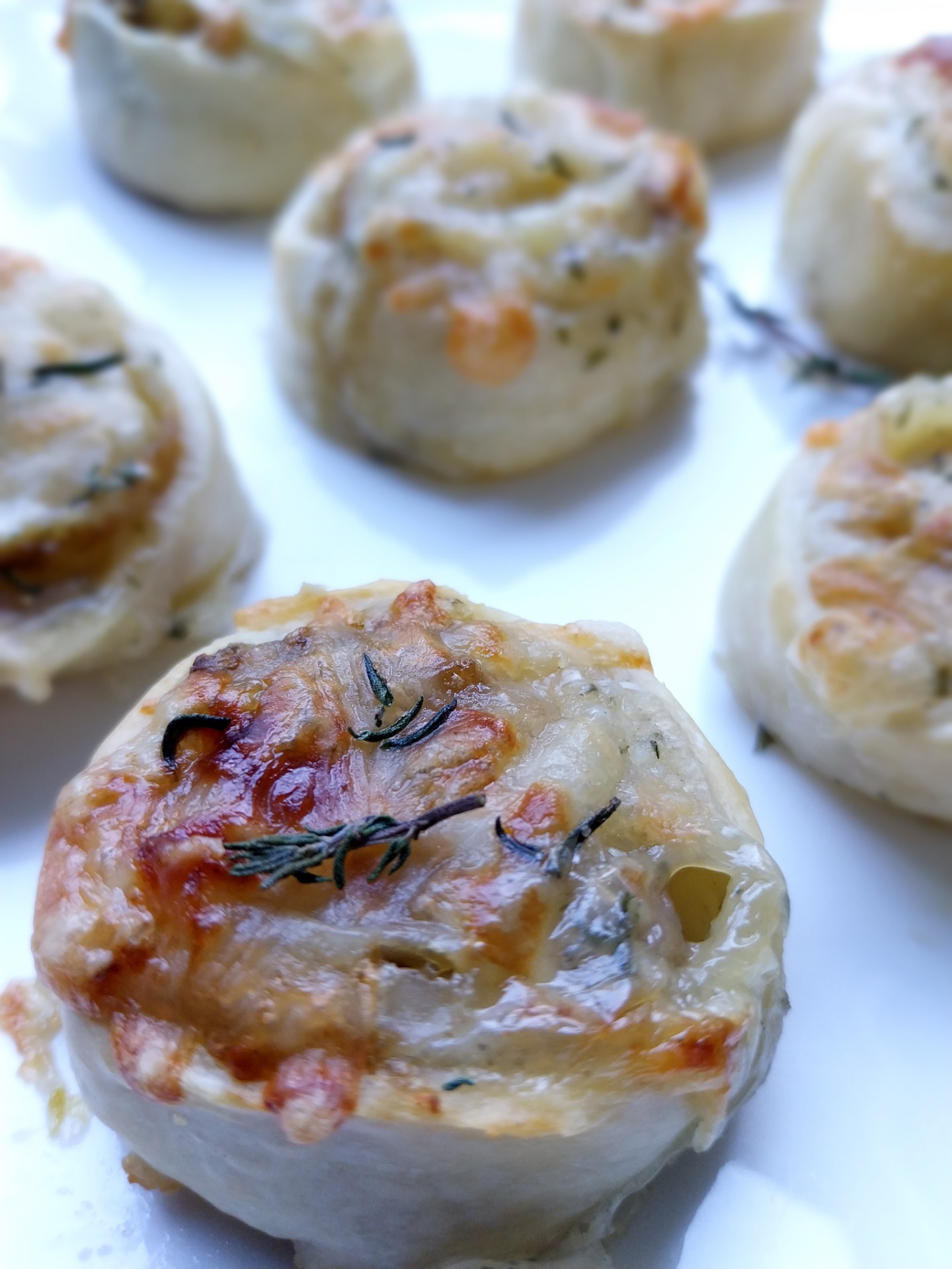 Pizzarolletjes met witloof en boursin