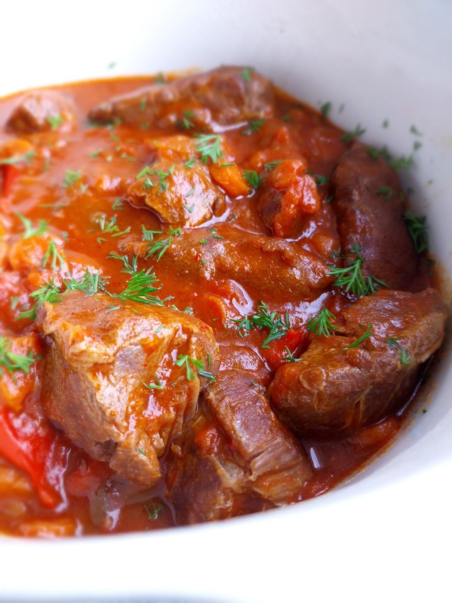 Varkenswangen goulash