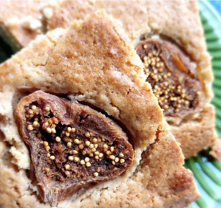 Amandelcake met vijgen